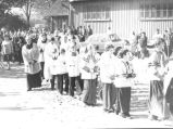 Uroczystość poświęcenia kościoła dolnego i przeniesienie Najświętszego Sakramentu ze „starej” kaplicy. 09.X.1977r.
